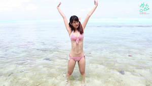 Japanese Girl Pees Swimsuit Porn - I finally had the chance to take my GoPro underwater with Japanese cutie  Miyu. The footage turned out good but trying to catch her peeing was tricky!