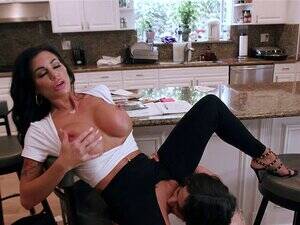 Cougars Hot And Sexy Heels - Cougar High Heels porn videos at Xecce.com