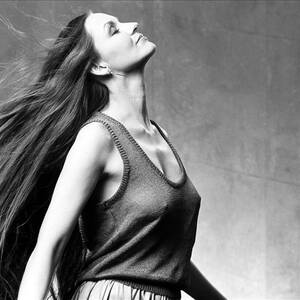 Crystal Gayle Feet Porn - Crystal Gayle Naked