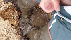 Mud Sex Naked On Farm - Farmer: Jerking off in waders - ThisVid.com