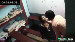 Indian Porn College Students - Indian College Student Porn - Indian College & Teacher Student Videos -  EPORNER