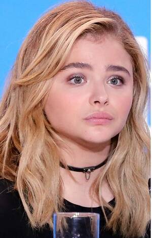 Chloe Moretz Facial Porn - I Have No Idea If Chloe Moretz Is Attractive | D-Pad.life