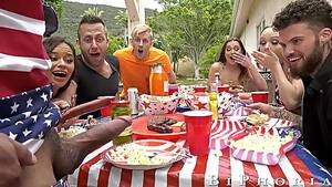 Family Bisexual Party Porn - Bisexual party VÃ­deos porno @ Porn4 TV