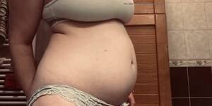 Belly Water Porn - Water belly inflation - video 8 - ThisVid.com