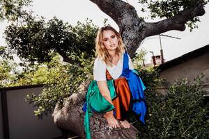 Debby Ryan Busty Porn - How Debby Ryan Survived Disney Stardom With Career Intact