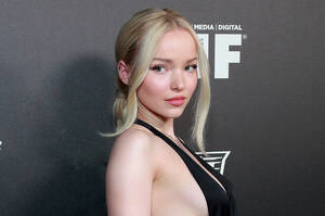 Dove Cameron Having Sex - Dove Cameron Shares A Hilarious Exchange At The Club