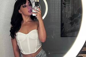 Iran Porn Star - Adult star 'risks death' by sneaking into strict country where filming sex  act is banned - Daily Star