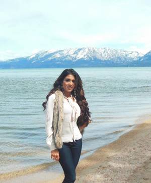 Nazia Siddiqi - Re: Nazia Siddiqi