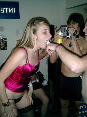 drunk nude girls on web cam - strip cam