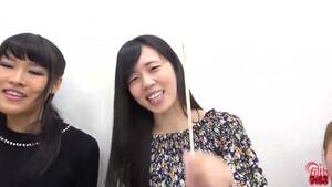 Asian Group Porn Pooping - Group of asian babes pooping in a squat toilet - ThisVid.com