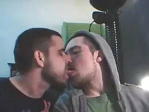 Kissing Smoking Porn - Smoking Marboros and French Kissing - ThisVid.com