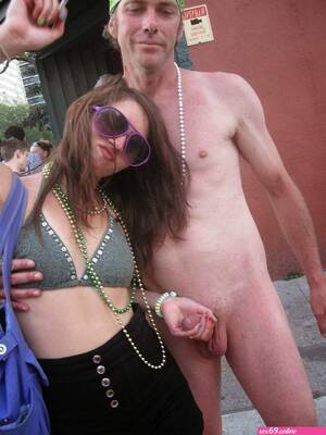 A Women Holding Cock Porn - women holding cocks porn - Sexy photos