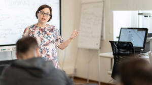 Girlsdoporn Ashley Han - Institute of Economics - IdEP