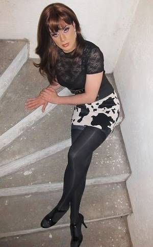 gorgeous transvestite - lchdress