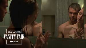 Fucking Natalie Portman Porn - Watch Phoebe Dynevor and Alden Ehrenreich Go to War in the Breathless 'Fair  Play' Trailer | Vanity Fair