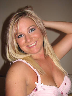 blonde plump busty girlfriend self shot - Hot Blonde Ex Gf Flashes Her Rack