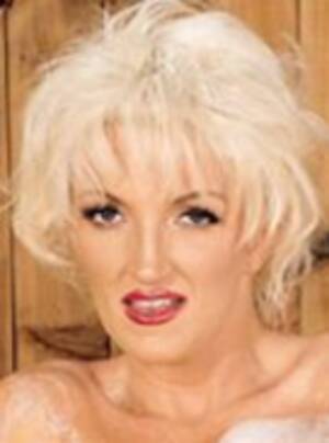 Ashley Anne Porn Star - Ashley Anne : BiografÃ­a XXX y vÃ­deos porno â€” PornOne ex vPorn