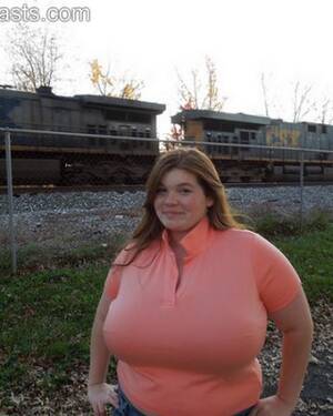 chubby huge boobs public - BBW babe Lexxxi Luxe flashing her giant tits in public Porn Pictures, XXX  Photos, Sex Images #2711213 - PICTOA