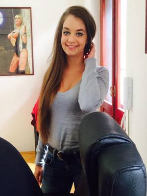 Angelina Brill - 2:30 AM - 18 Jun 2015