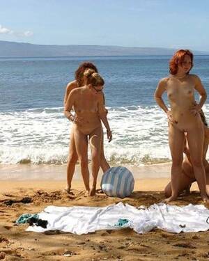 horny beach lesbians - Horny beach lesbians play and lick pussy on a tropical island Porn  Pictures, XXX Photos, Sex Images #3041758 - PICTOA