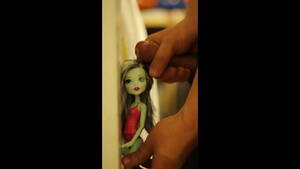 Monster High Frankie Stein Porn - My STUNNING Frankie Stein doll is ADDICTED to CUM - XVIDEOS.COM