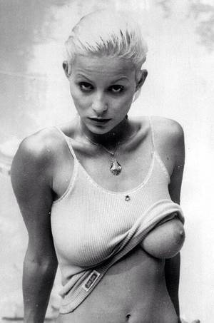 Black And White Exotic Porn - 