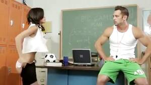 gym teacher - Fucking with the gym teacher - Pornjam.com