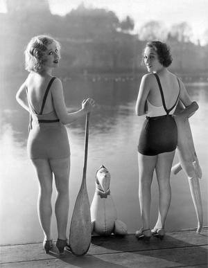 Martin Y Mae Ribbon Porn - Bathing beauties Adrienne Dore and Mae Madison -Los Angeles 1935