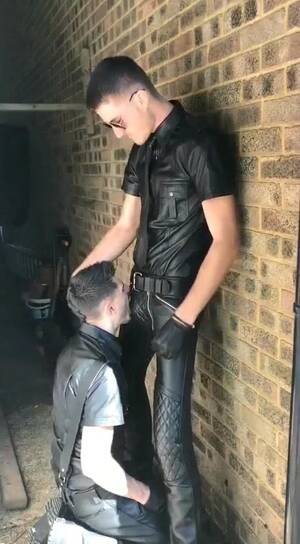 Leather Fuck Tumblr - Leather couple fucking sucking - video 2 - ThisVid.com