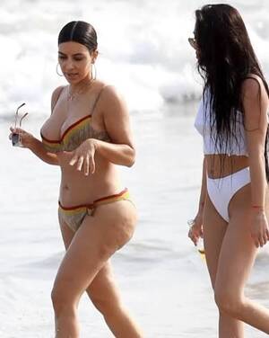 kim kardashian hot nude latina - When the Paparazzi took bad bikini pics ðŸ‘™ðŸ“· of Kim : r/KUWTK