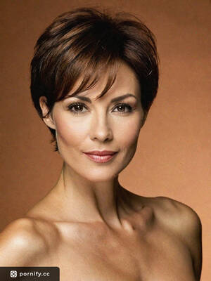 Mature Brunettes Porn - Mature Brunette Milf Posing Studio With Green Eyes | Pornify â€“ Best AI Porn  Generator