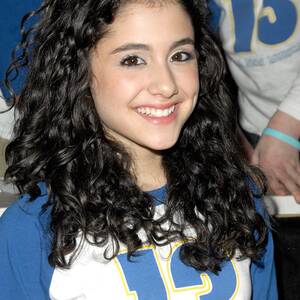 Ariana Grande Ass Porn - Rethinking Transracialism: Ariana Grande and Racial Ambiguity â€“ Cult Plastic