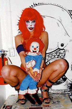 Clown Porn Star Porn - Hollie Stevens Dead: The Queen of Clown Porn Dies | HuffPost San Francisco