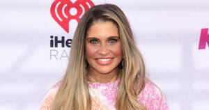 Danielle Fishel Porn Xvideos - Danielle Fishel Recalls Studio Exec Having Photos of Her at 16