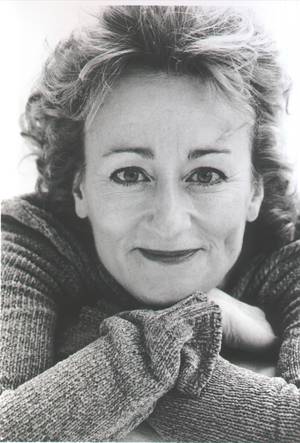 Amelia Welsh - SiÃ¢n Thomas (b. is a Welsh actress who played Amelia Bones in Harry Potter  and the Order of the Phoenix