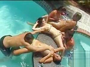 group sex under water - underwater orgy - PornZog Free Porn Clips