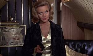 Kari Wuhrer Pussy - Bond Girls â€“ The Spac Hole