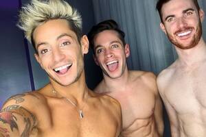 Ariana Grande Lesbian Porn - Ariana Grande's brother Frankie reveals he's dating a gay married couple