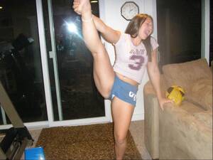 accidental facebook upskirt - Accidental Facebook Upskirt | Sex Pictures Pass