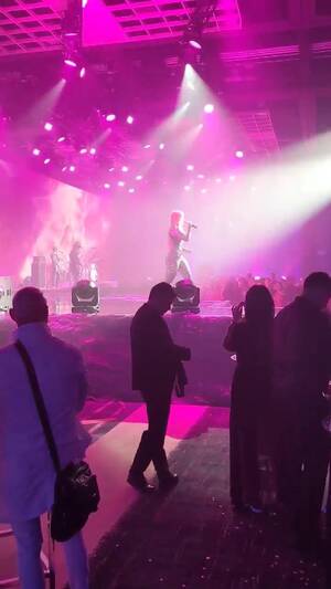 blowjob natasha bedingfield - Celebrity Butts: Natasha Bedingfield Ass is rocking that bodysuit. - Porn  GIF Video | nebyda.com