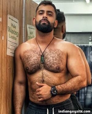 Hairy Muscular Gay Porn - Hairy muscle hunk teasing body in briefs - Indian Gay Site