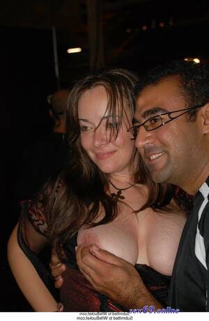 Groping Wife Porn - watching my wife be groped - Sexy photos