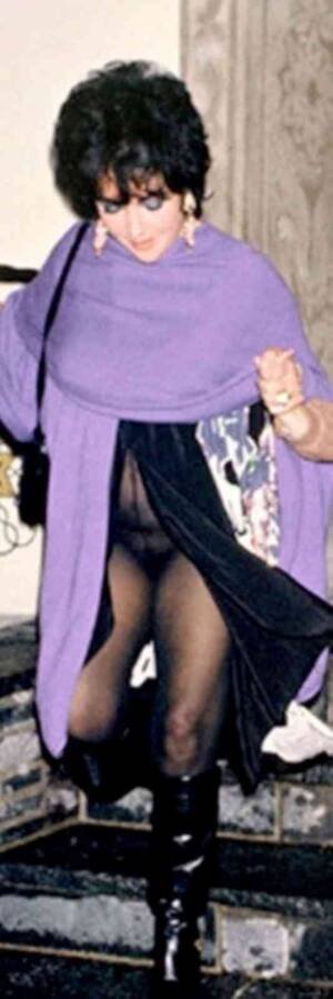 Elizabeth Taylor Pussy - Elizabeth Taylor Nude Pictures. Rating = Unrated