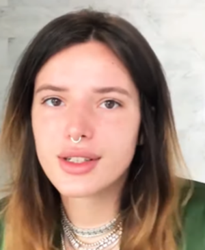 Bella Thorne Lesbian Porn - Bella Thorne - Wikipedia