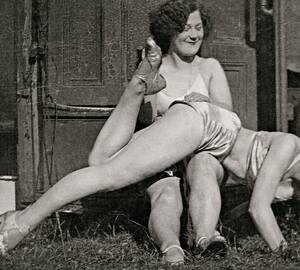 1940s Vintage Lesbian Erotica - Vintage Lesbian Photo Gift Gay Woman Couple Print Poster - Etsy