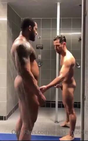 Gym Shower - Gym shower play - ThisVid.com