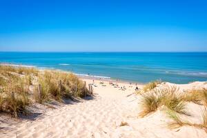 french beach sex - 10 Best Nudist Beaches in France - Go Au Naturel at These Popular Seaside  Spots â€“ Go Guides