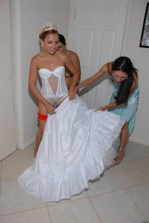 drunk wedding upskirt - upskirt and shorts - naughty wedding pics and vids | MOTHERLESS.COM â„¢