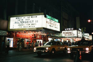 80s New York Amateur Porn - Vintage Photographs Show Times Square in XXX Era, the Early 1980's |  Viewing NYC
