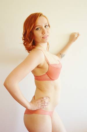 32d Tits - Fit: As most Maison Lejaby styles do not carry 30 backs not even talking  about 28's, we decided to ask a size 32D for Jo. What can I say, ...